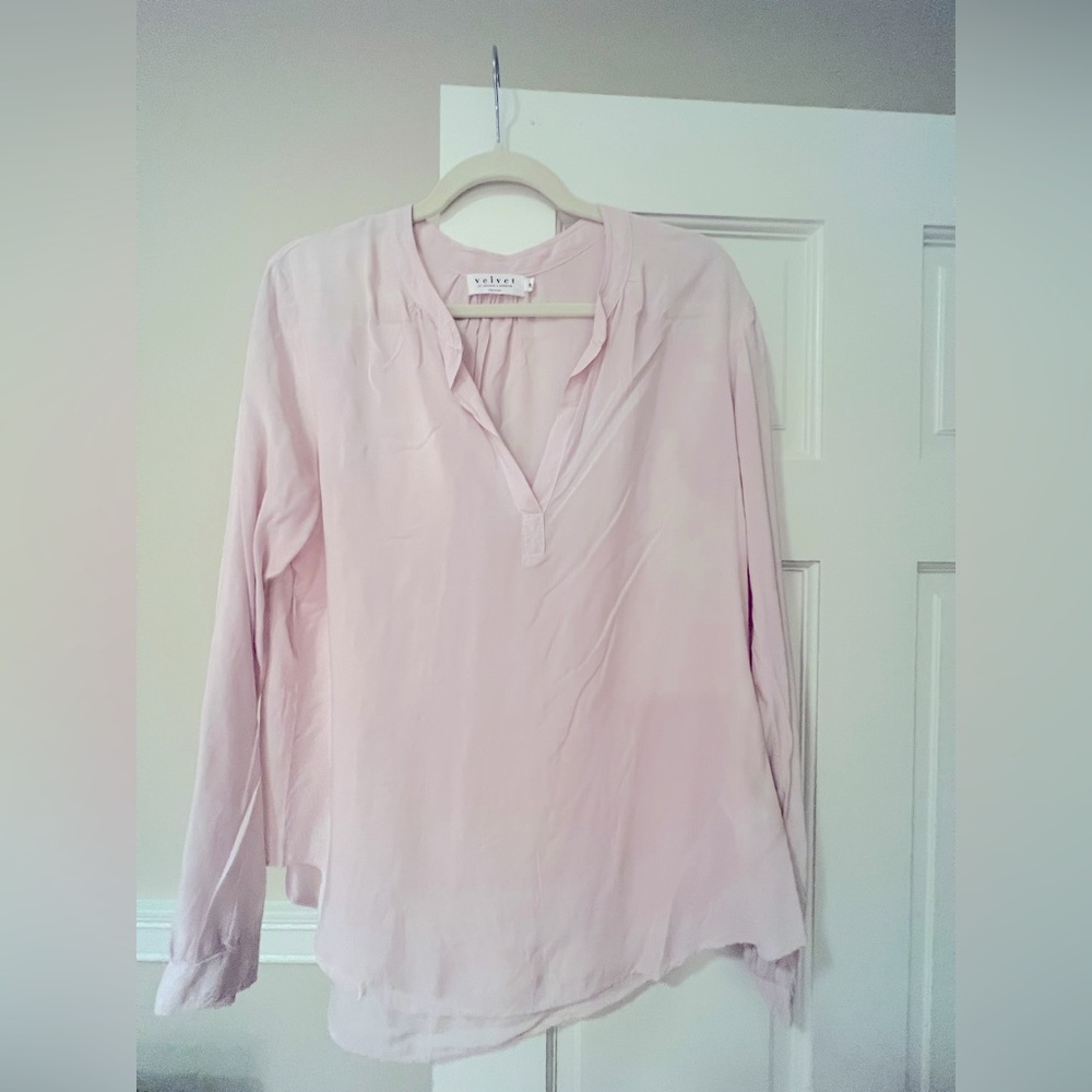 Velvet by Graham & Spencer Light Pink Blouse